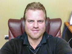 Tommy Berretz is a key member of the management team at Houston-based Texas Aquatic Enterprises Inc., an aquatics management firm that provides consulting and evaluation services such as risk management, facility operations and compliance inspections, facility maintenance and lifeguard services.