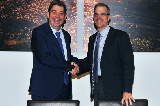 Pictured, left to right: Fluidra Executive President Eloi Planes and Zodiac Pool Solutions CEO Bruce Brooks.