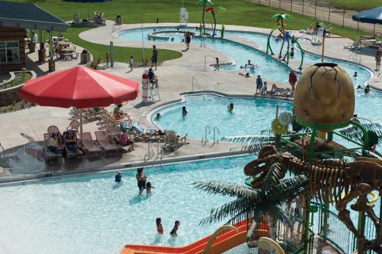 Unlike many municipal facilities, the West River Community Center had a budget to provide high-quality theming, at $33.6 million. The designers chose a pre-historic dinosaur motif to play off the area’s geological past, which includes fossils and dinosaurs.