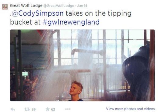 When Australian pop star Cody Simpson showed up at 
@GreatWolfLodge for some good old fashioned fun, the resort couldn't help but share its excitement via Twitter. We're sure the young girls were swooning over the up-and-coming singer, and the publicity certainly can't hurt, either! #AISwimSocial
